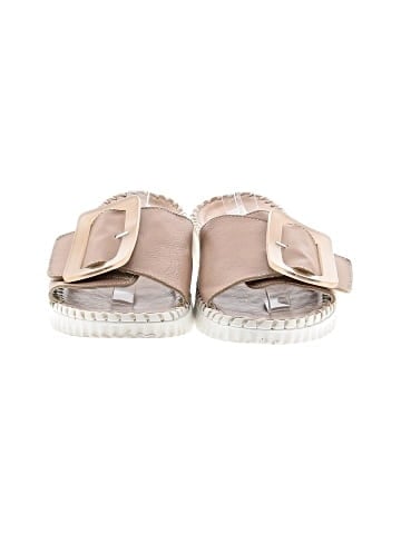 Eric Michael Sandals (view 2)