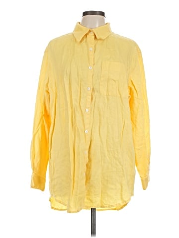 Sag Harbor Long Sleeve Button-Down Shirt (view 1)