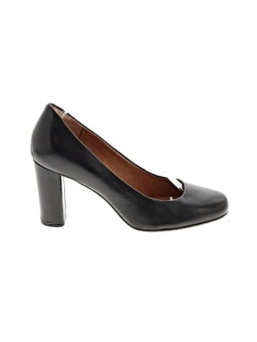 Clarks Heels (view 1)