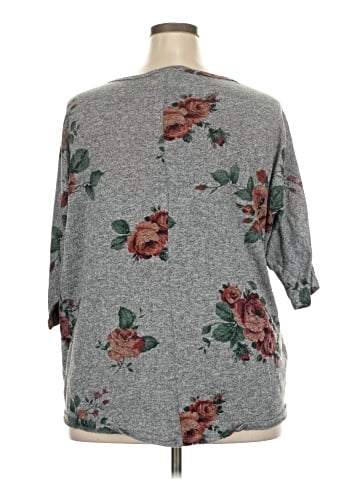 Bobbie Brooks Pullover Sweater (view 2)