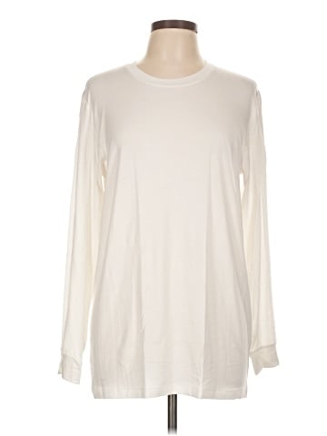 HEATTECH Long Sleeve T-Shirt (view 1)