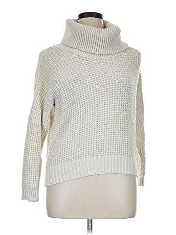 ModCloth 3/4 Sleeve Top (view 1)