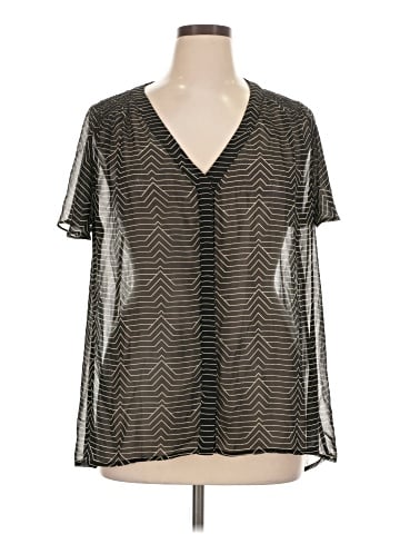 Pleione Short Sleeve Blouse (view 1)