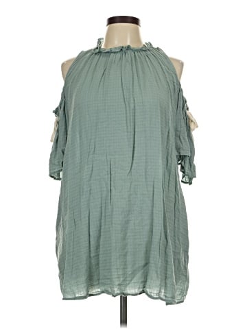 Listicle Sleeveless Blouse (view 1)
