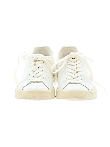 VEJA Sneakers (view 2)