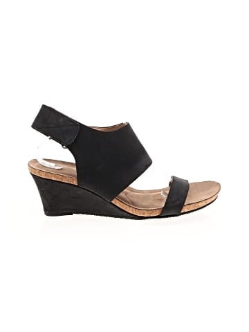 Adrienne Vittadini Wedges (view 1)
