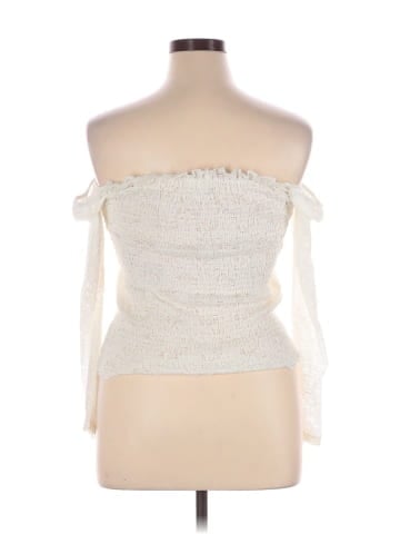 Venus 3/4 Sleeve Blouse (view 2)
