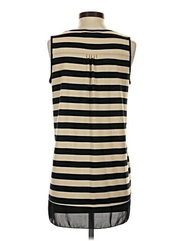 Liz Lange Sleeveless Top (view 2)