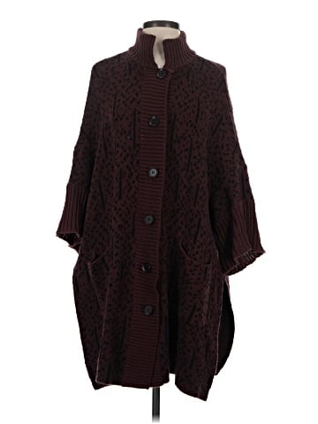 Marla Wynne Poncho (view 1)