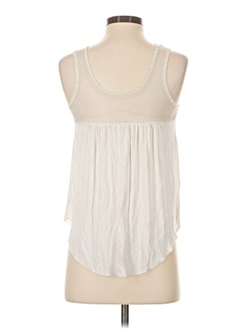 American Eagle Outfitters Tank Top (view 2)