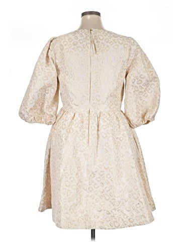 Lilly Pulitzer Casual Dress (view 2)