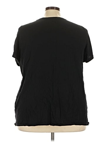 Torrid Short Sleeve T-Shirt (view 2)