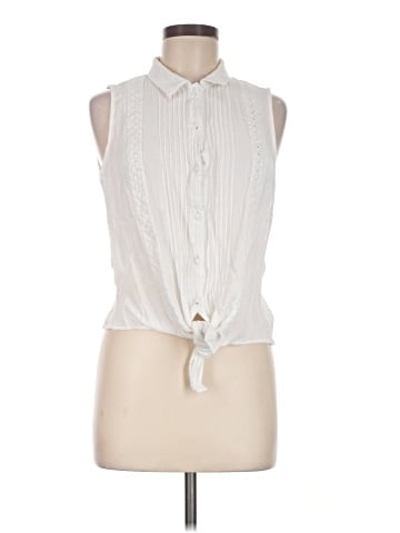 Daniel Rainn Sleeveless Button-Down Shirt (view 1)