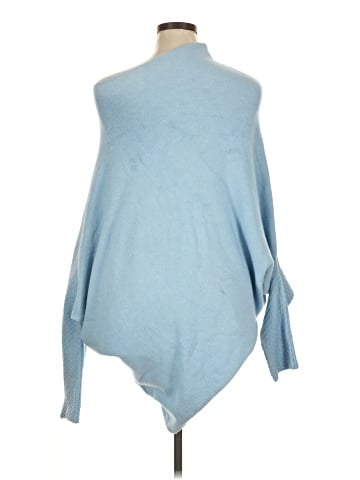 Lillusory Poncho (view 2)