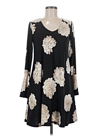 Karen Kane Casual Dress (view 1)