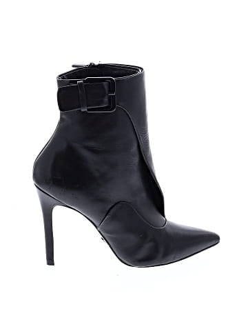 Pour La Victoire Ankle Boots (view 1)