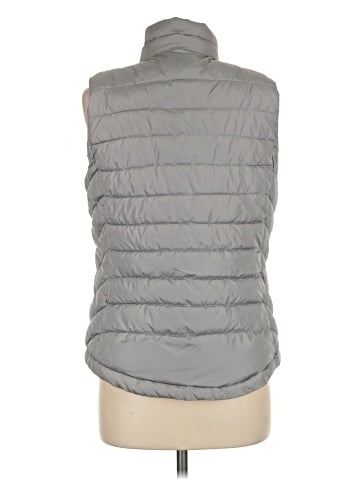 Gap Outlet Vest (view 2)