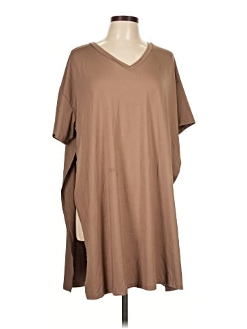 Daisy Short Sleeve T-Shirt (view 1)