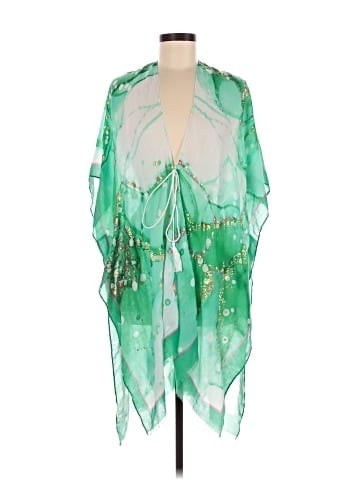 Pretty Persuasions Wrap (view 1)
