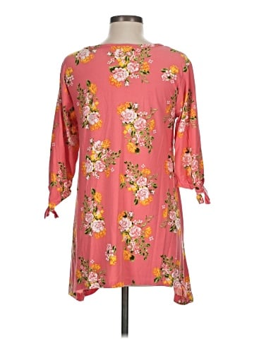 Bobbie Brooks 3/4 Sleeve T-Shirt (view 2)