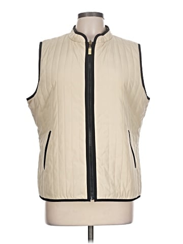 St. John Sport Vest (view 1)