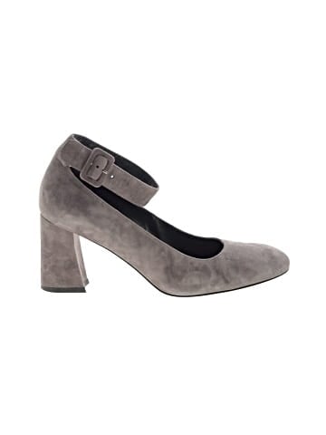 Stuart Weitzman Heels (view 1)