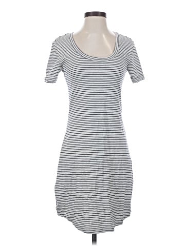 Cupcakes & Cashmere Casual Dress (view 1)