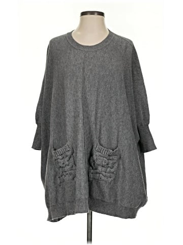 Kerisma Poncho (view 1)