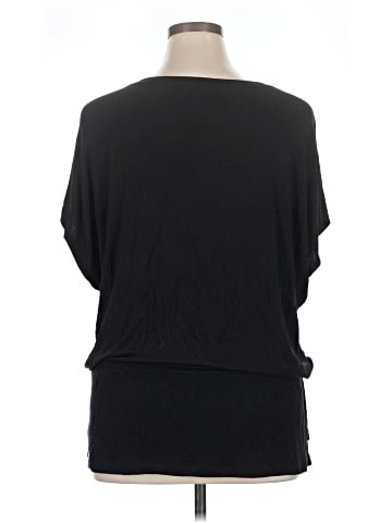 CAbi Short Sleeve Top (view 2)