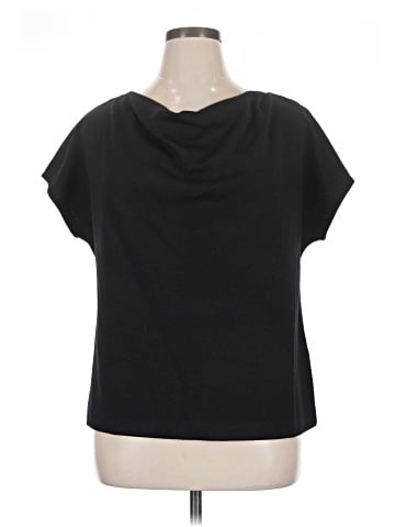 St. John Collection Short Sleeve Top (view 1)