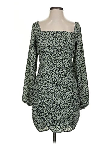 Le Lis 3/4 Sleeve Blouse (view 1)
