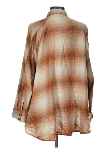 BDG Long Sleeve Button-Down Shirt (view 2)