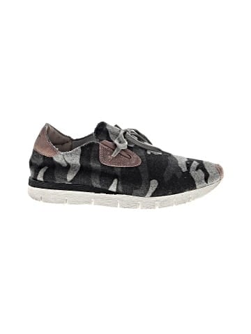 otBt Sneakers (view 1)