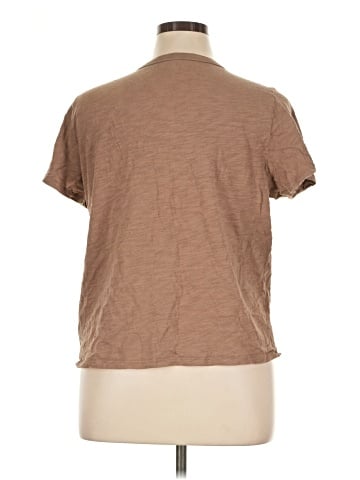 Old Navy Short Sleeve T-Shirt (view 2)