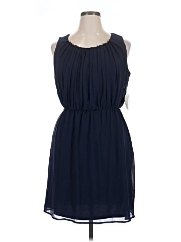 Emma & Michele Casual Dress (view 1)