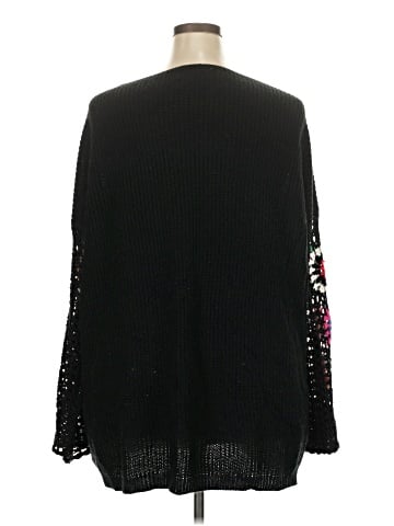 BLOOMCHIC Pullover Sweater (view 2)