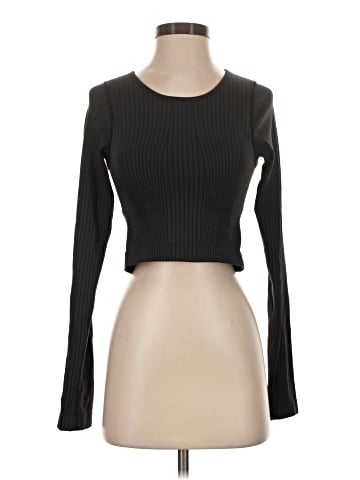 Lululemon Athletica Long Sleeve Top (view 1)