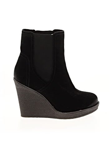 Splendid Wedges (view 1)