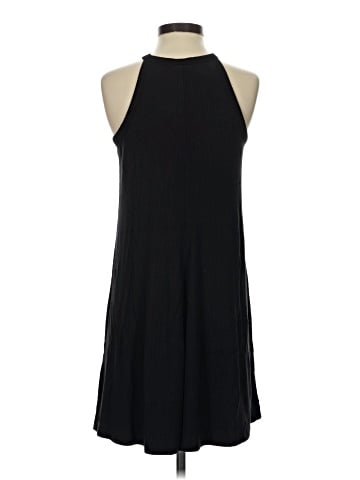 Old Navy Casual Dress (view 2)
