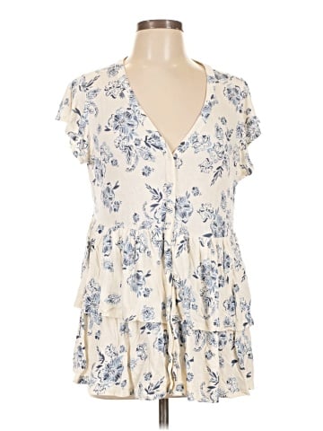 Torrid Sleeveless T-Shirt (view 1)