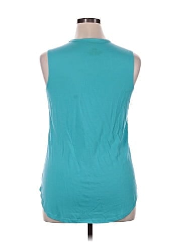 Hybrid Sleeveless T-Shirt (view 2)
