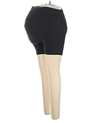 Old Navy - Maternity Shorts (view 1)