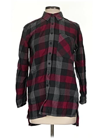 Forever 21 Long Sleeve Button-Down Shirt (view 1)