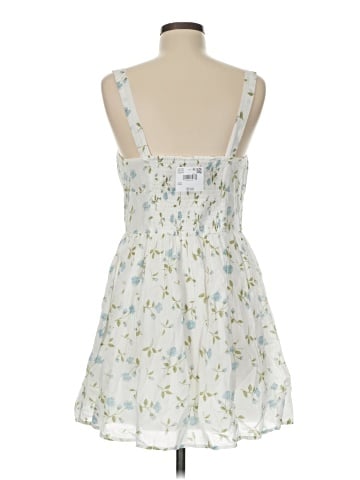 American Eagle Outfitters Cocktail Dress (view 2)