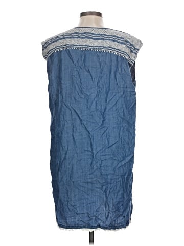 Chelsea & Theodore Casual Dress (view 2)