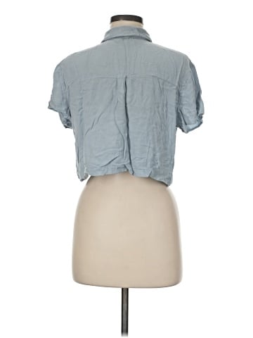 Forever 21 Short Sleeve Button-Down Shirt (view 2)