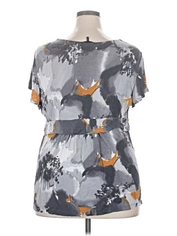 Daisy Fuentes Short Sleeve Blouse (view 2)