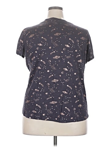 Torrid Short Sleeve T-Shirt (view 2)