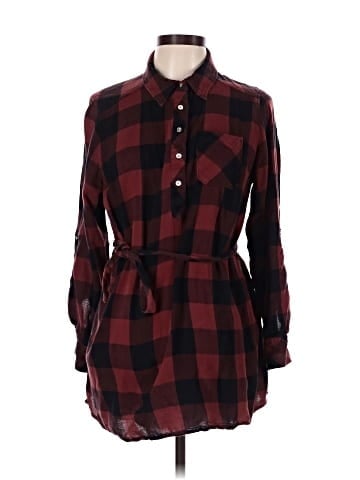 Liz Lange Maternity Casual Dress (view 1)