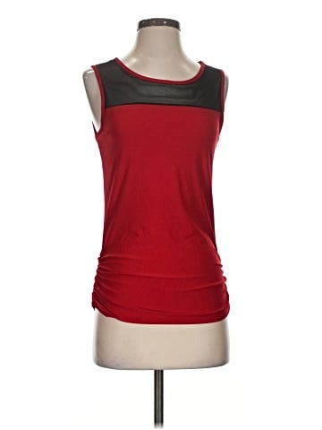 Free Kisses Sleeveless T-Shirt (view 1)